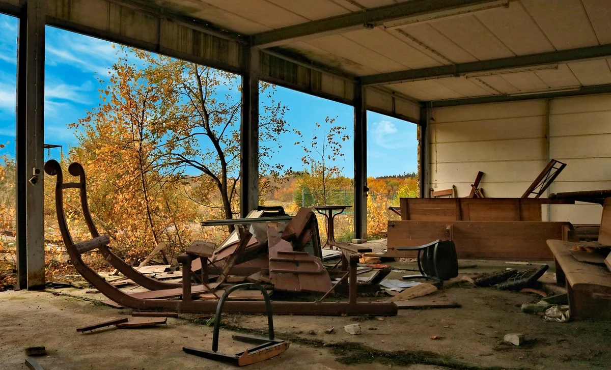 Découvrez le vrai coût location benne encombrants en 2026 et économisez dès maintenant